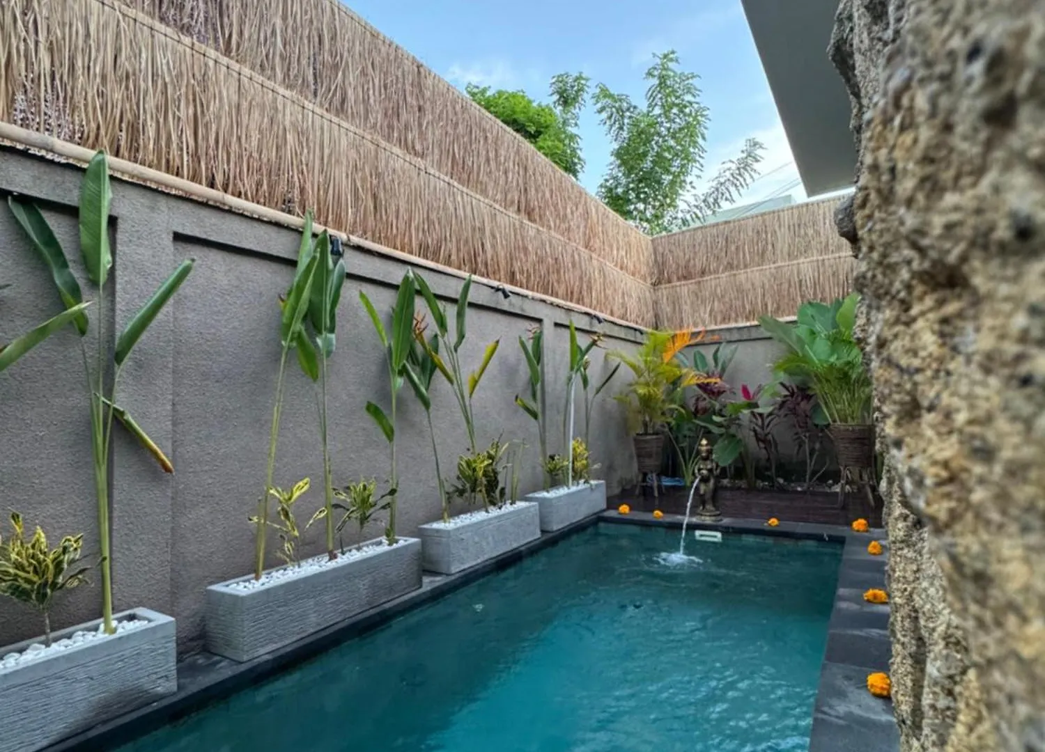 Villa Lolita Satu Uluwatu  Indonesia